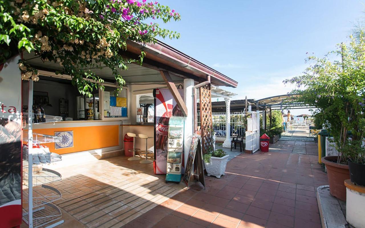 Hotel Anna Terracina Exterior photo