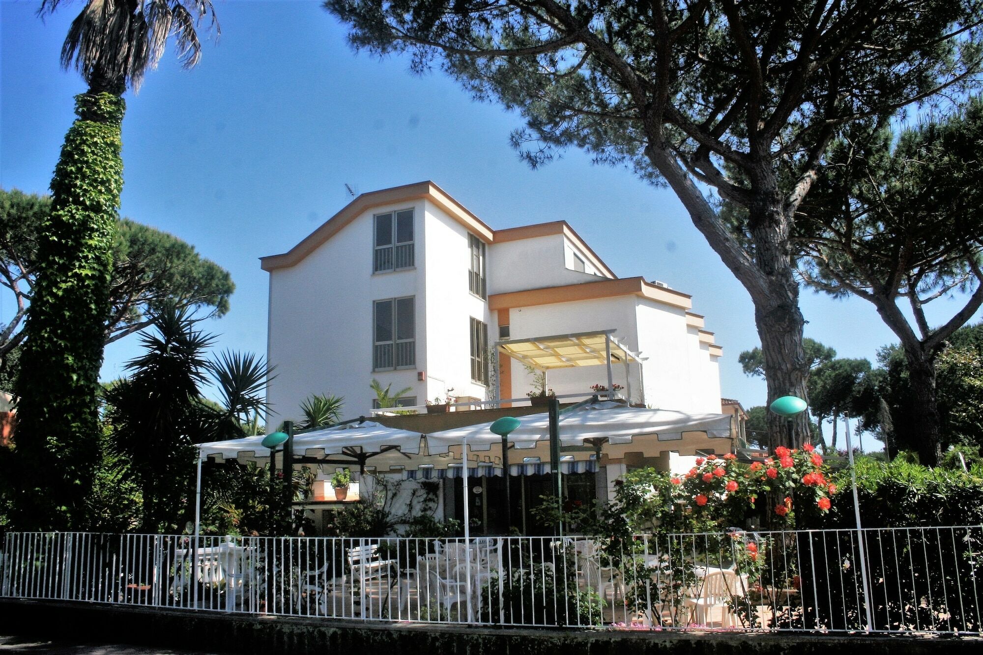 Hotel Anna Terracina Exterior photo